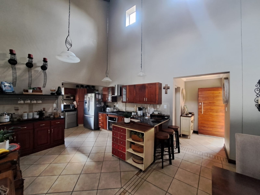 3 Bedroom Property for Sale in Waterval East North West